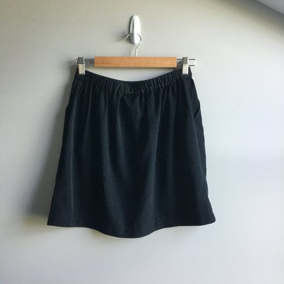⚪ Mossimo black knee-length skirt with pockets - Picture 2 of 10